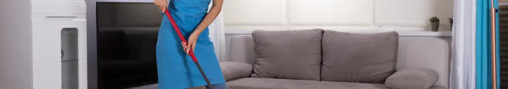 Eight Benefits to Using a Commercial Cleaning Service