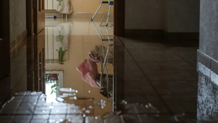 Water Overflow in Bathroom