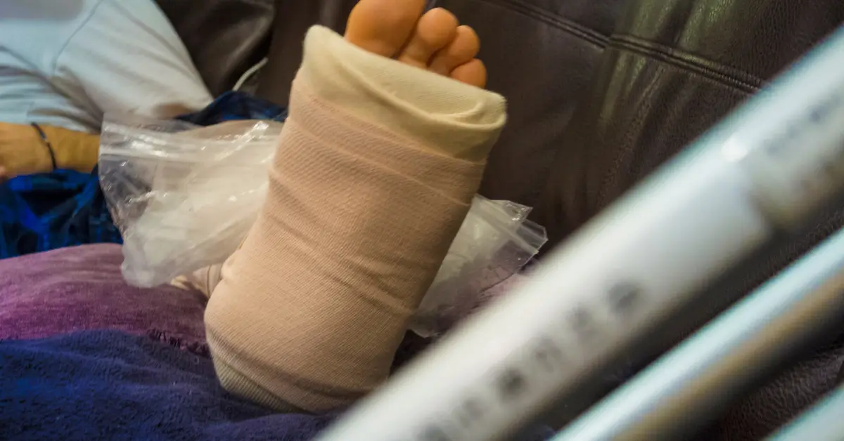 Understanding The Difference Between Sprains, Strains, And Fractures