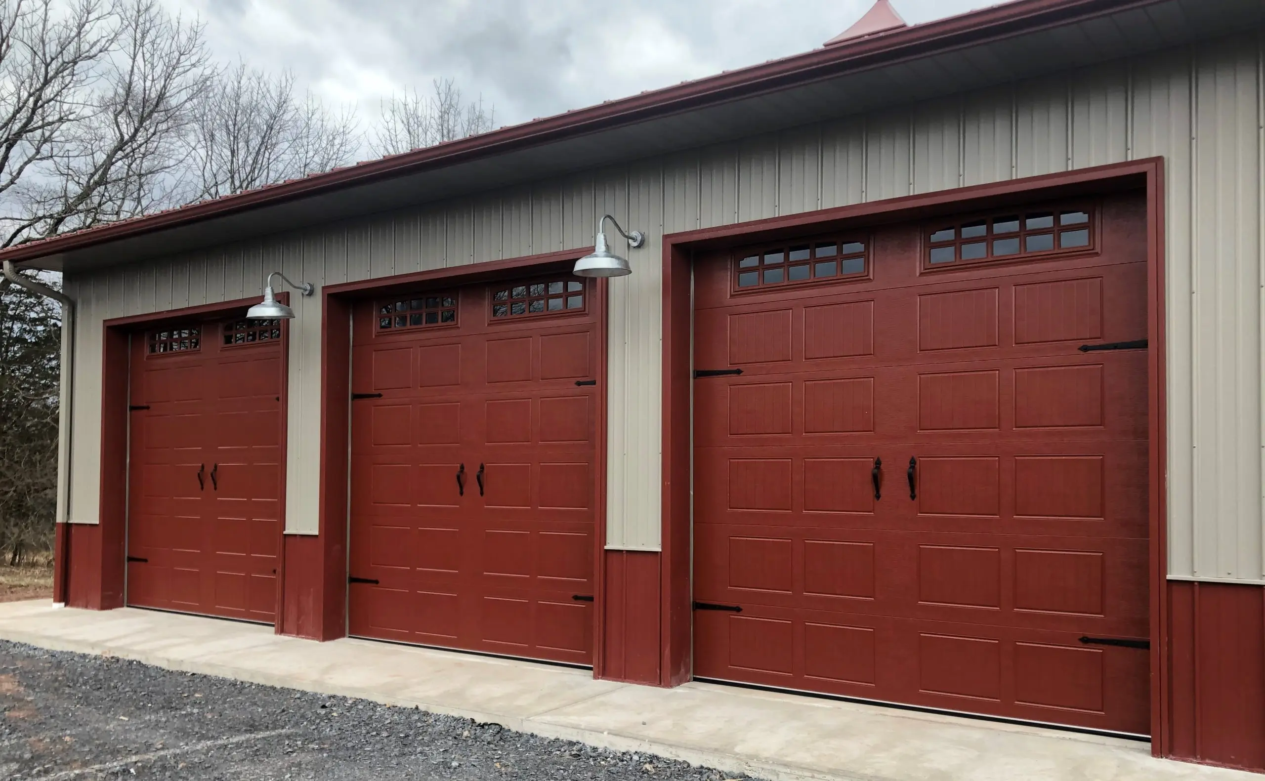 carriage house garage doors