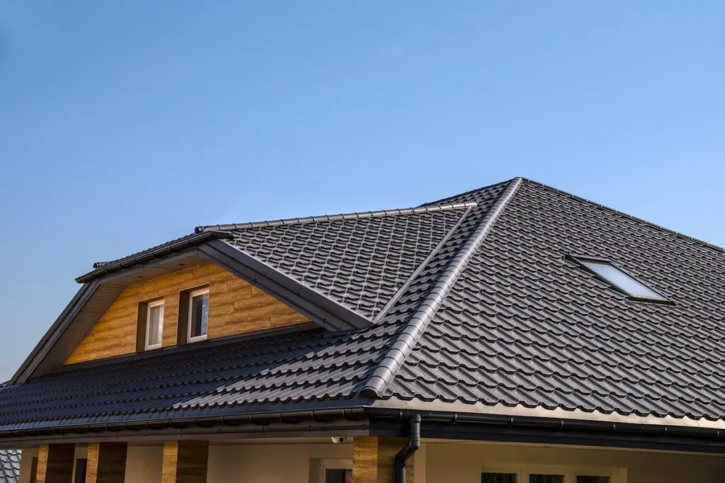 metal roofing navarre oh Interestingly solved roof surface. Roof made of metal roof tiles.