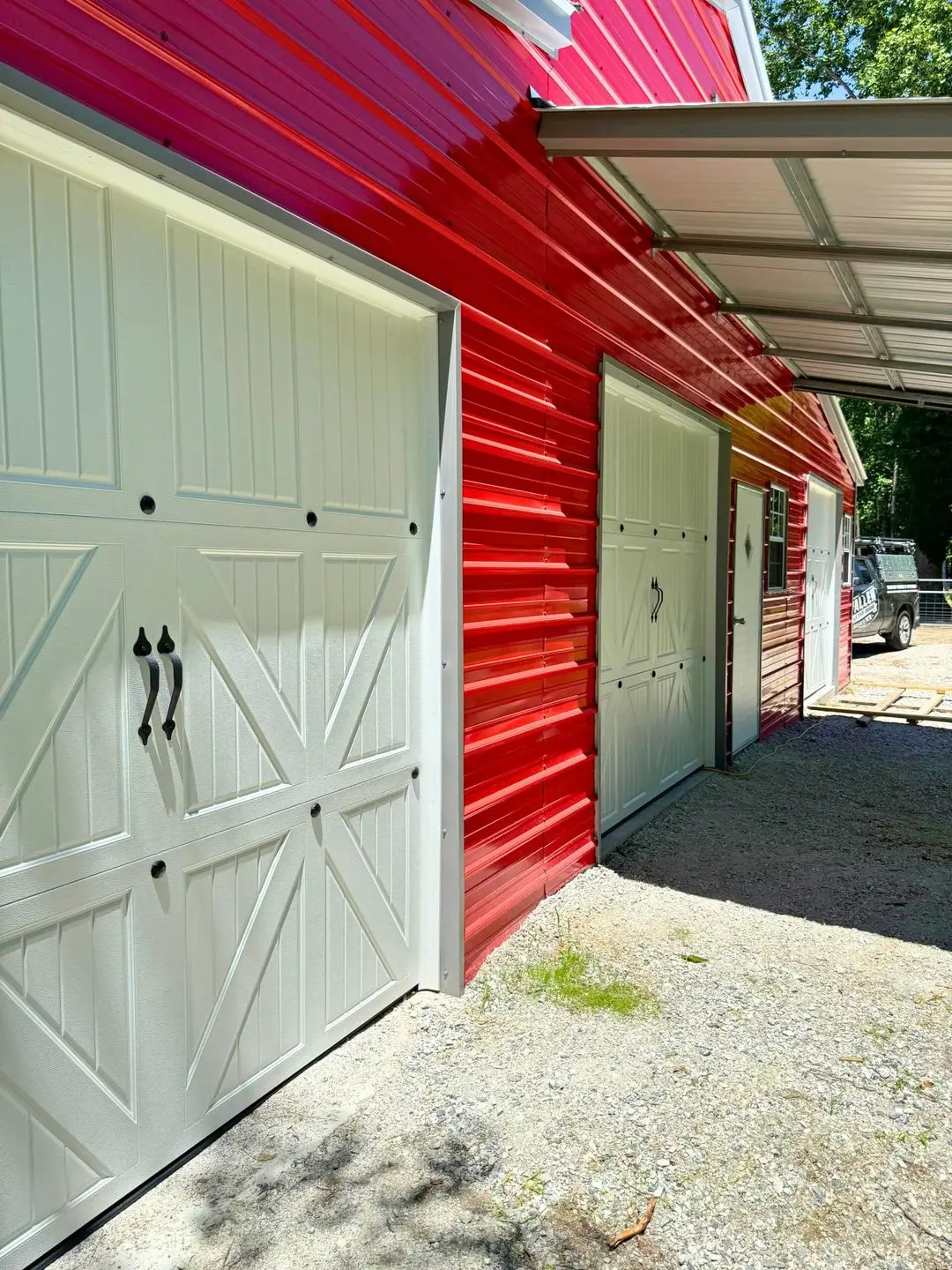 red barn 1jpg