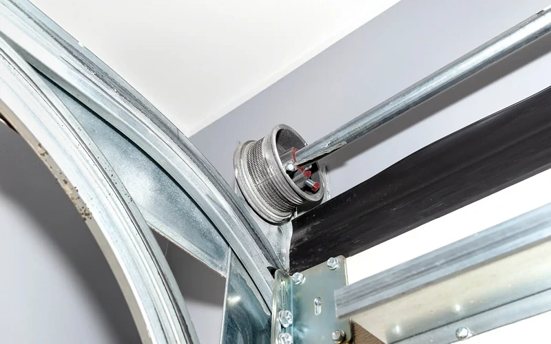 garage door maintenance and lubrication service