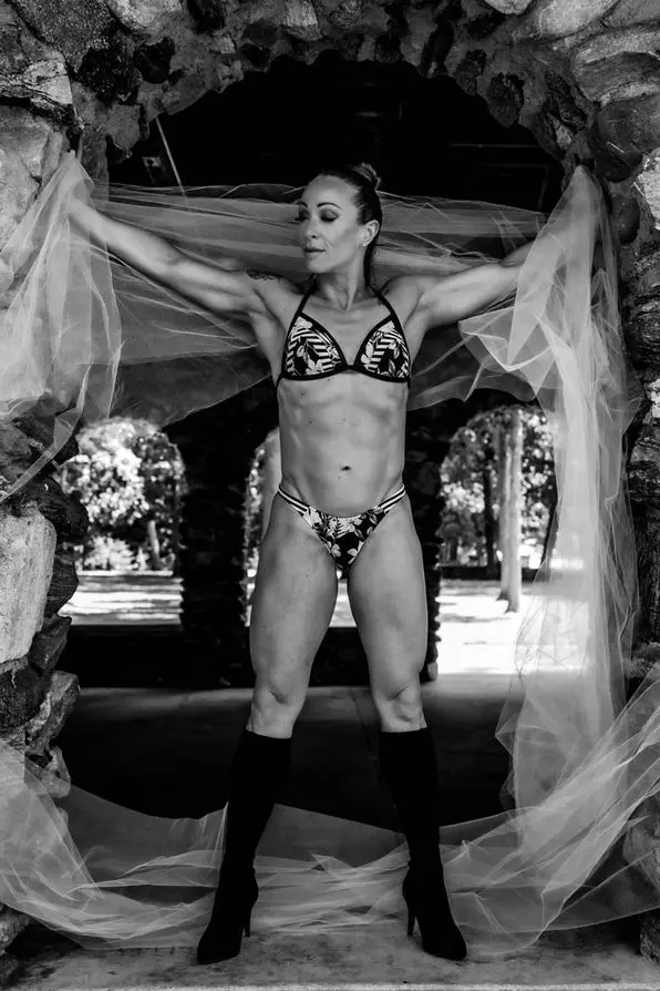Shir Warr by Stacey Lynn Photography Shir Warr as bodybuilder