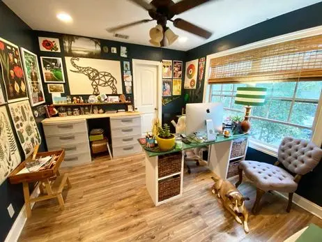 Tammy Fluech's home office