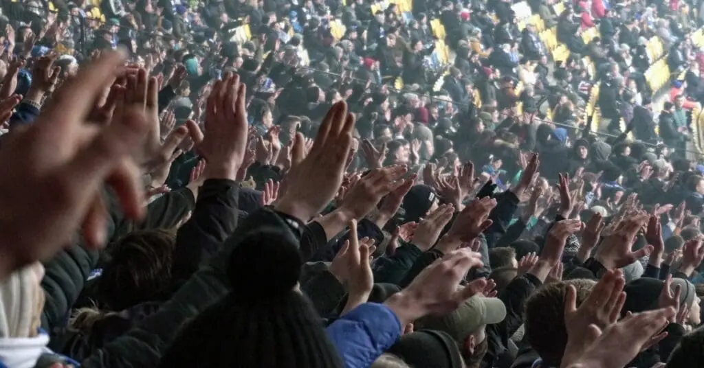 picture of a crowd at a stadium