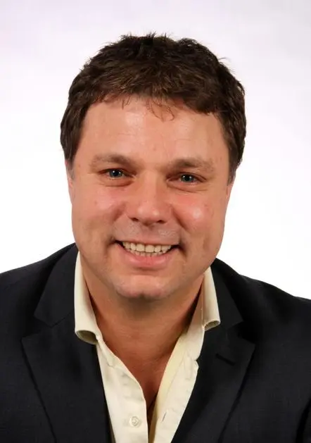 Chris Olson founder headshot