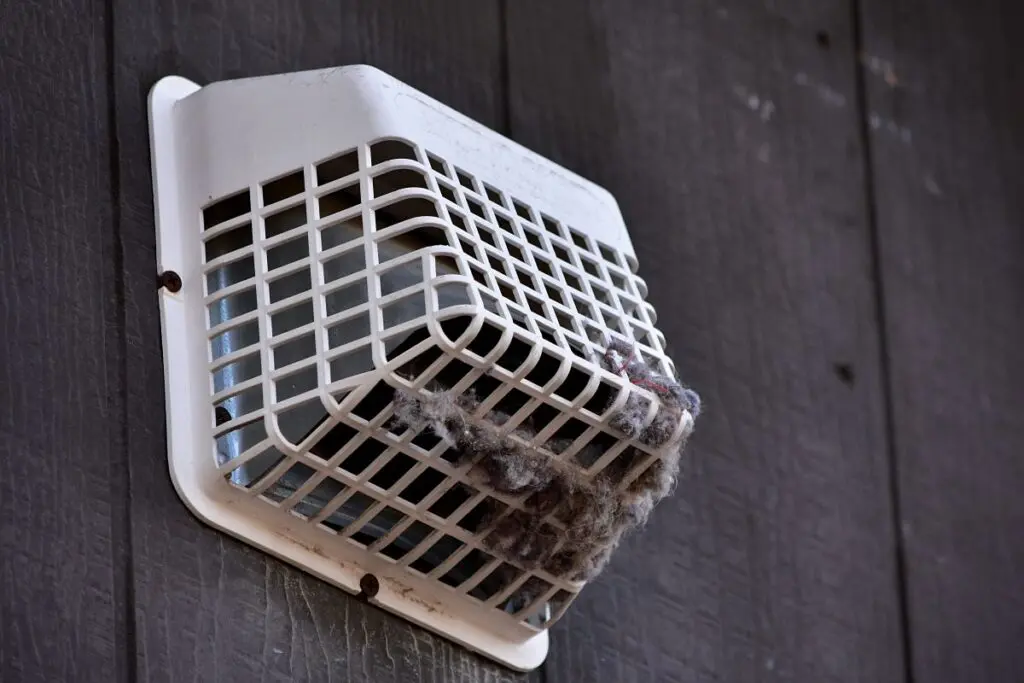 dryer vent on roof dirty and muddy