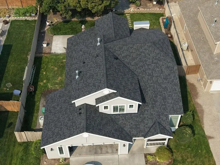 New CertainTeed Landmark PRO Max Def in Moire Black roof installed by Alpine Roofing on S Conway Ct, Kennewick
