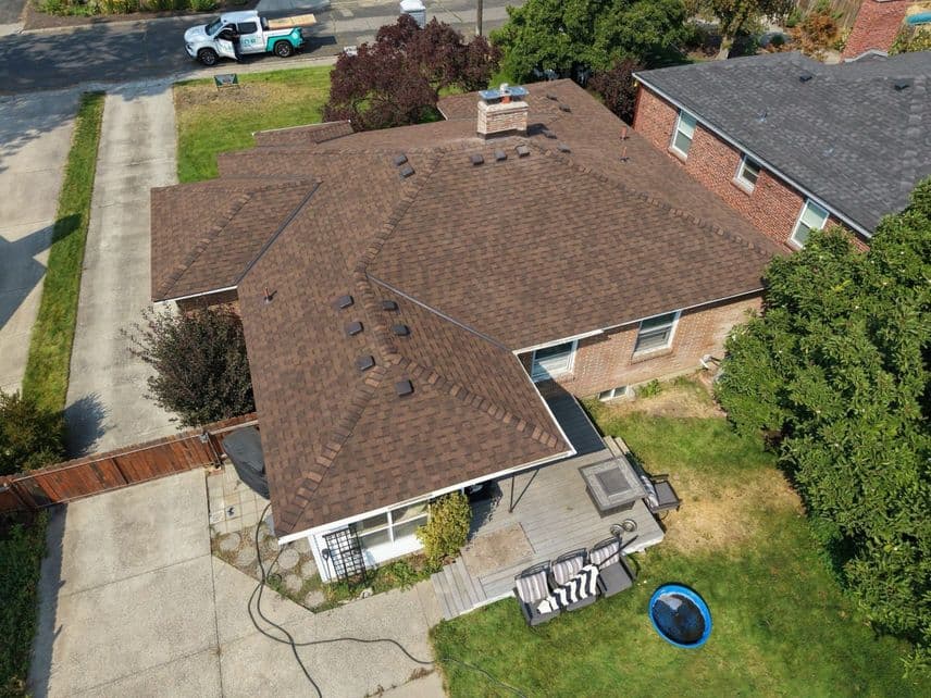 New CertainTeed Landmark in Burnt Sienna roof installed by Alpine Roofing on W 36th Ave, Spokane