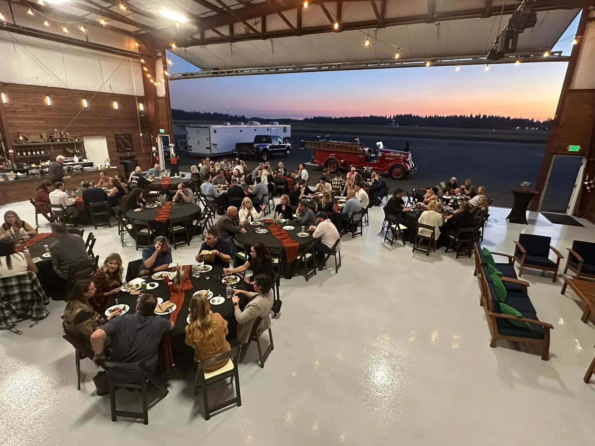 hangar 51 events interior6
