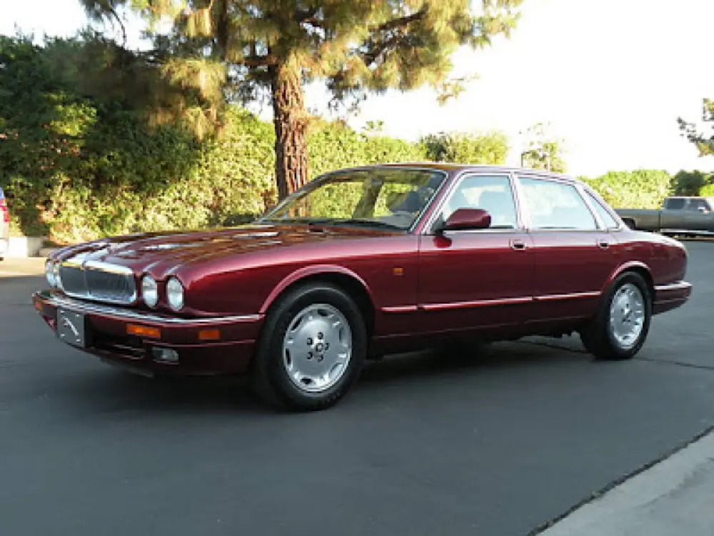 XJ