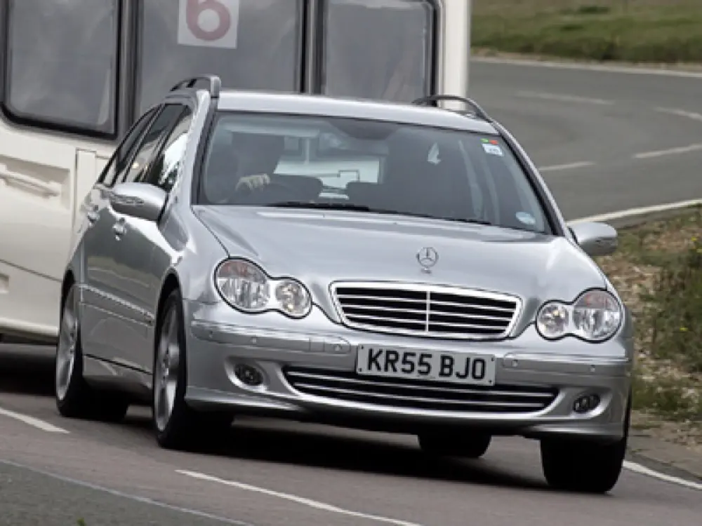 C 320