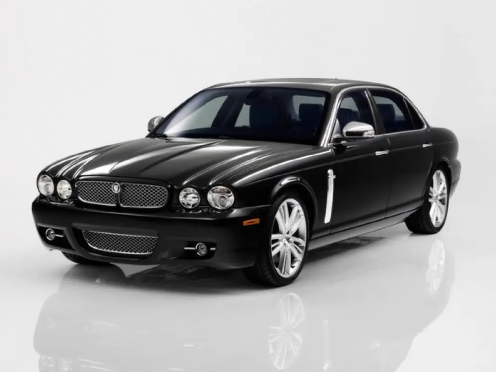 XJ8