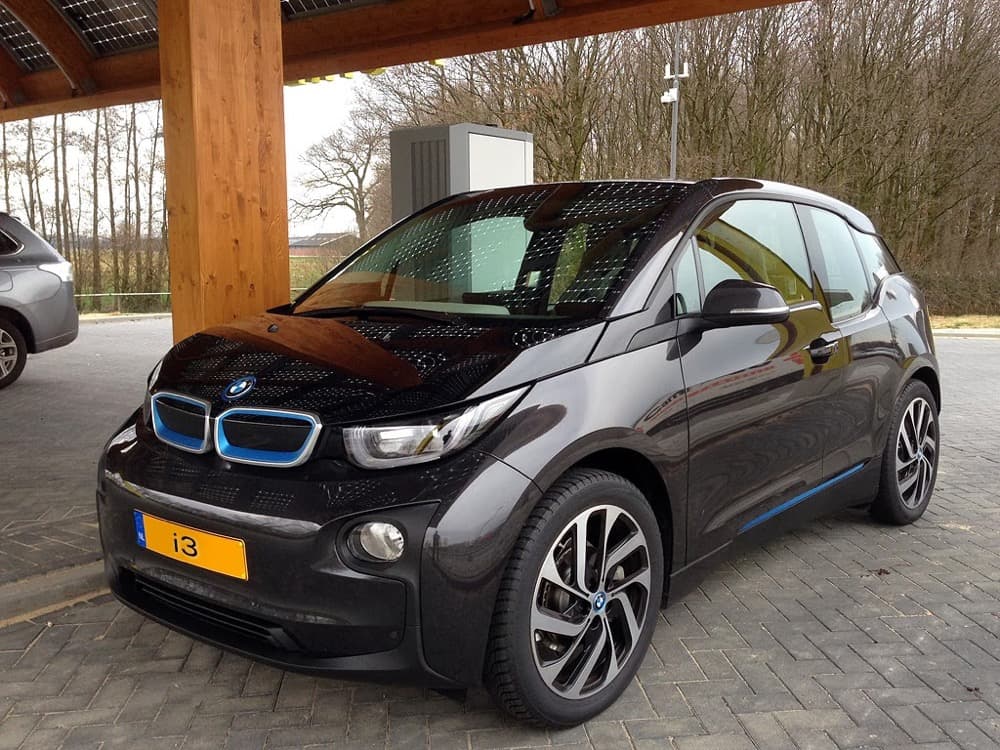 i3