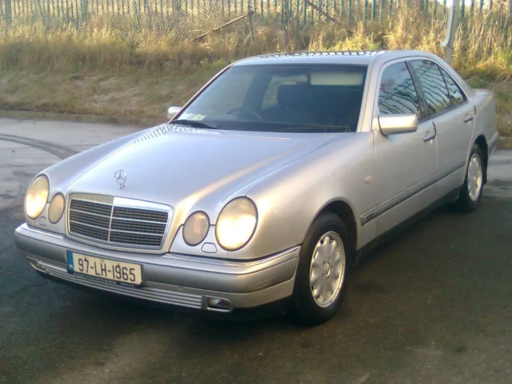 E 230