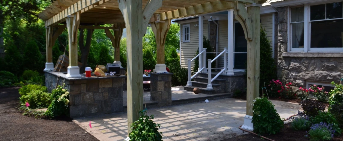 Benefits of including a pergola in outdoor living spaces in Bronxville and Harrison, NY