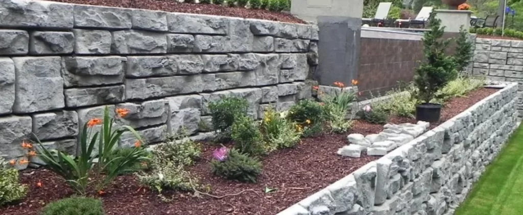 The Ultimate Guide to Choosing the Right Hardscape Contractor for Your Stunning Retaining Wall 5 choosing hardscape contractor retaining wall