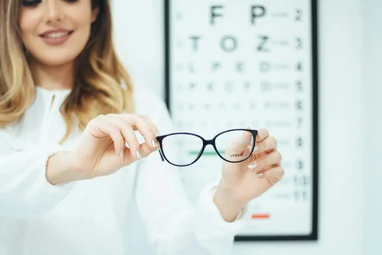 eyeglasses