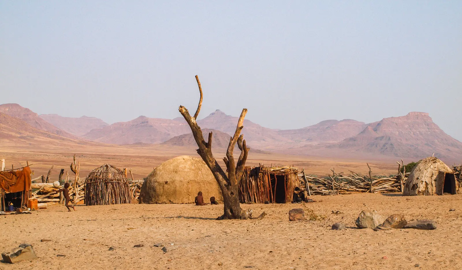 himba-community-premier