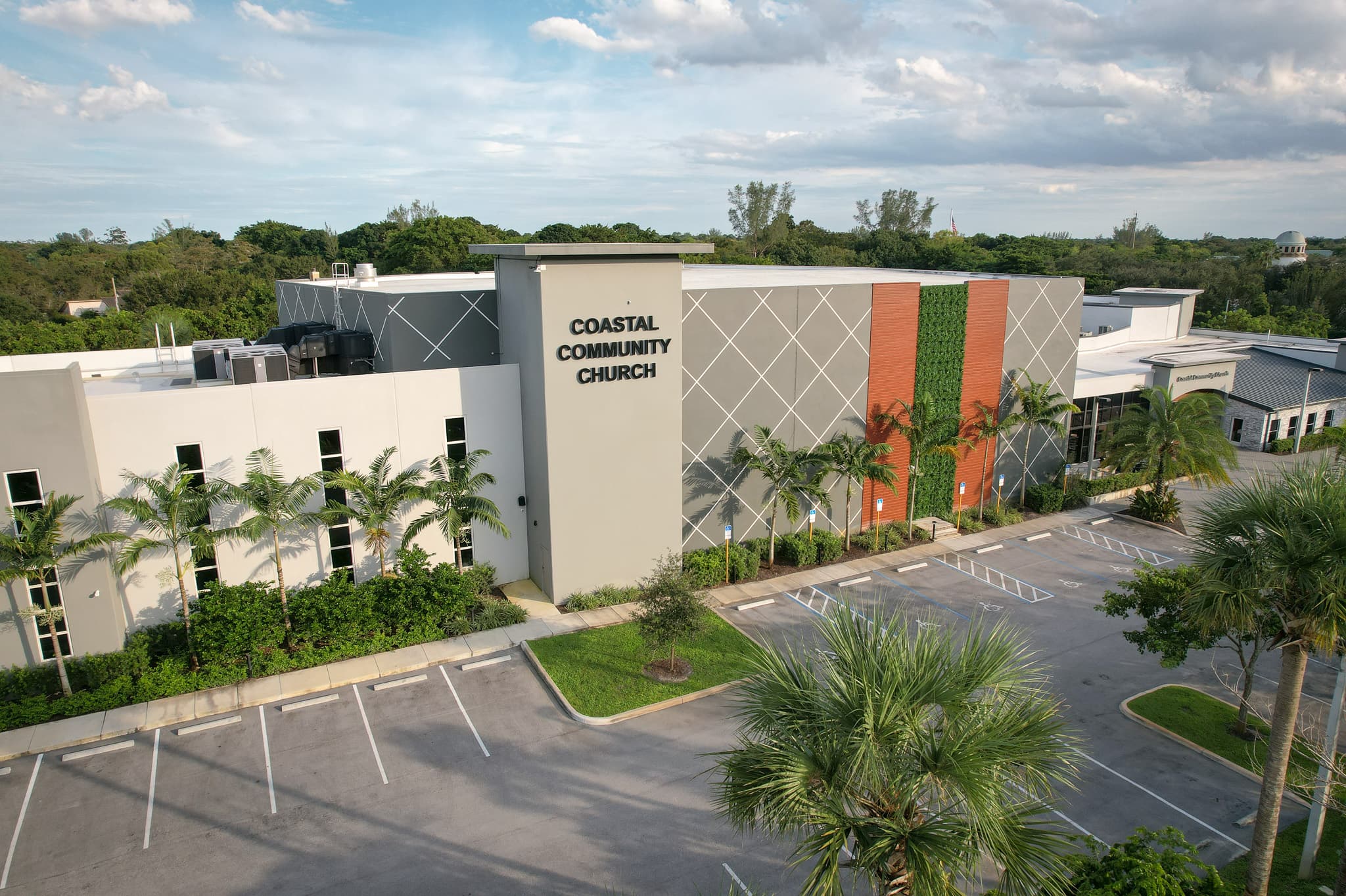 coastal community church building in parkland, florida