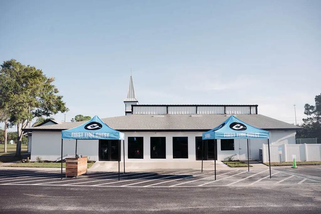 coastal community church building in parkland, florida