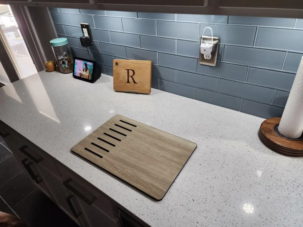 White Lace Countertops