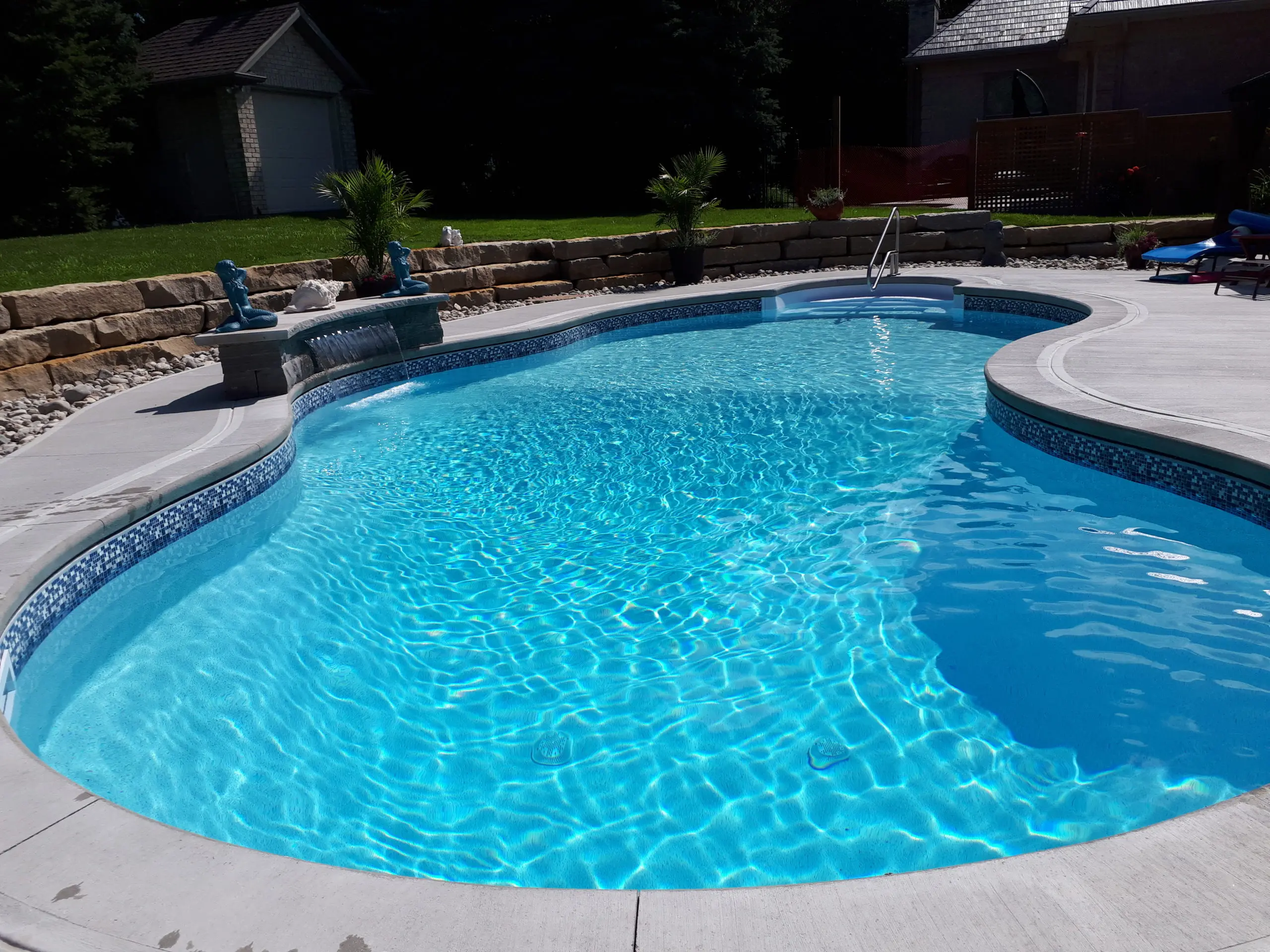 Residential swimming pool London Ontario