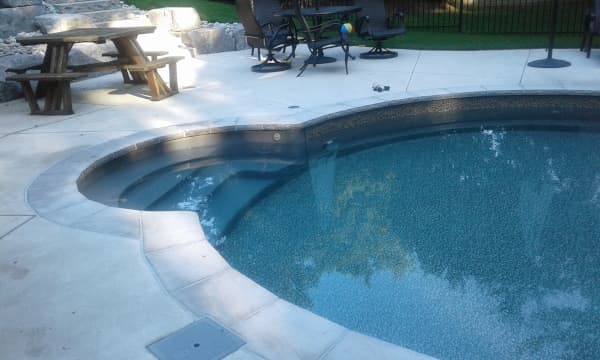 Residential swimming pool London Ontario