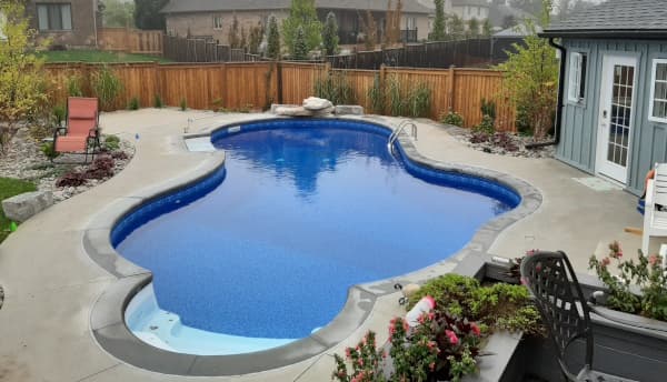 Residential swimming pool London Ontario