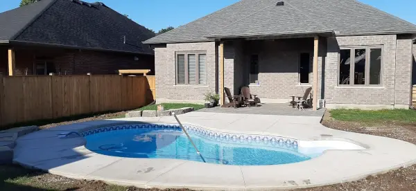 Residential swimming pool London Ontario