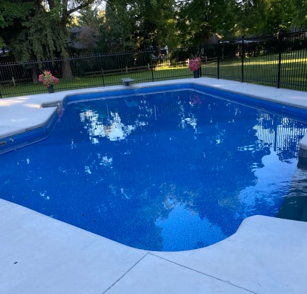 Residential swimming pool London Ontario