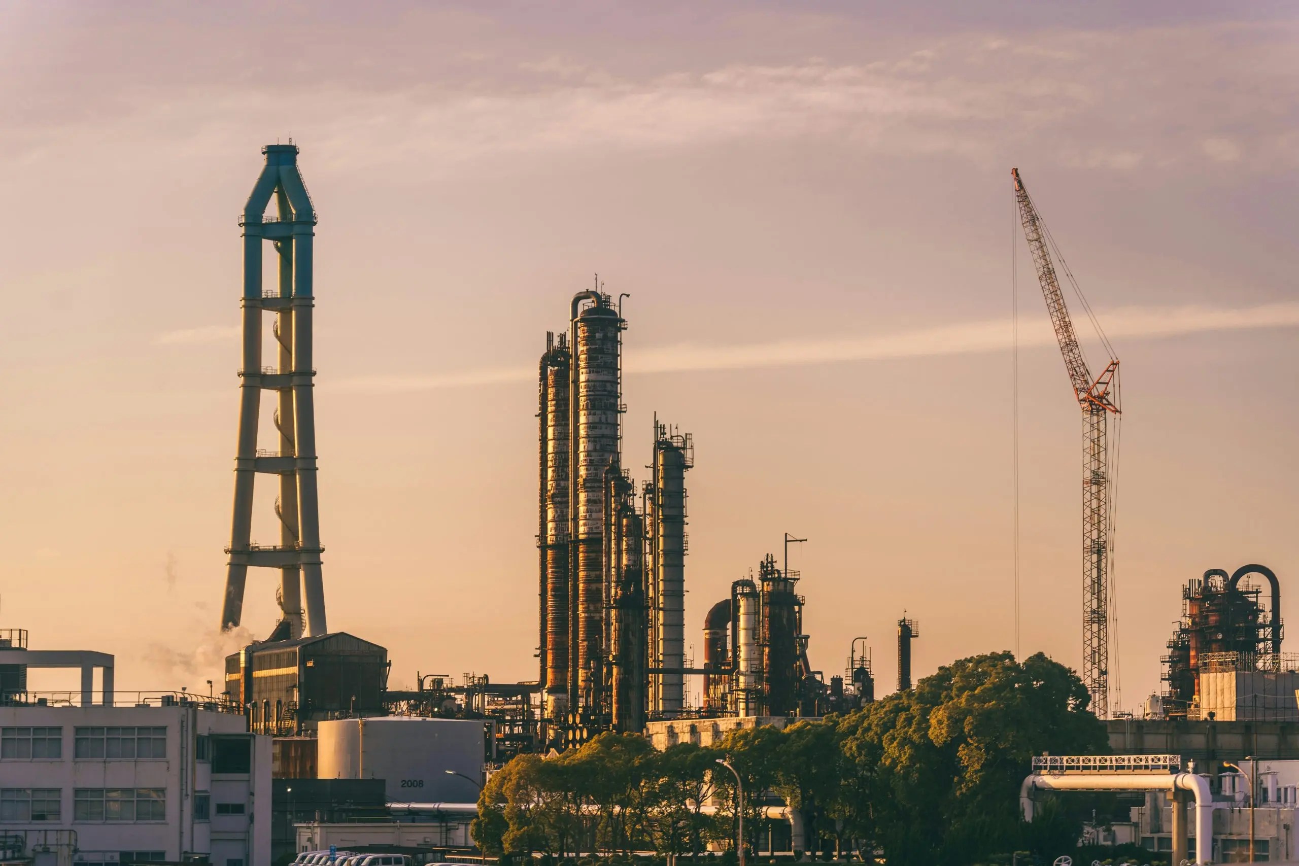Navigating Strict Safety Regulations in Oil and Gas Bulk Logistics&nbsp;