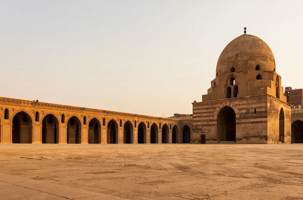 How to Choose an Immigration Consultant for Your Egyptian Permit Application