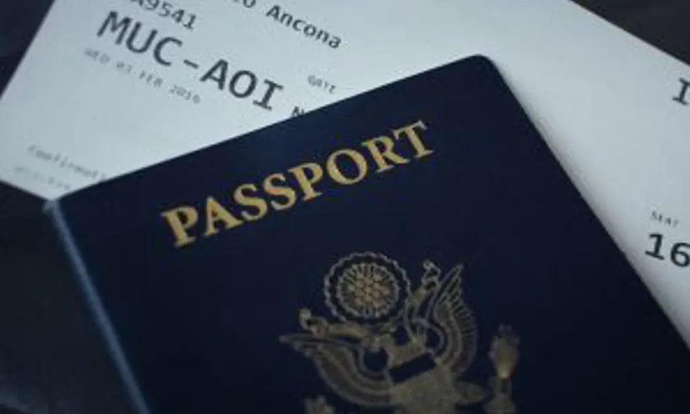 Compare Traditional Visa vs E-Visa learn about the differences, application steps, costs, and which visa is best for your travel needs.