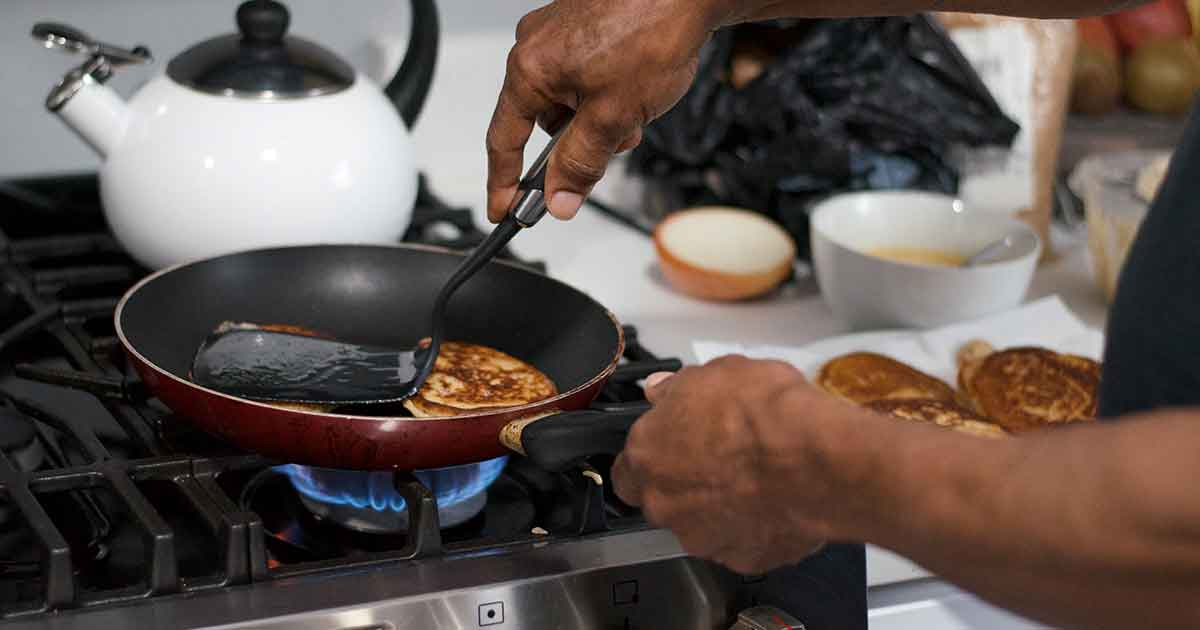 Kitchen Hazards That Could Be Poisoning Your Meals