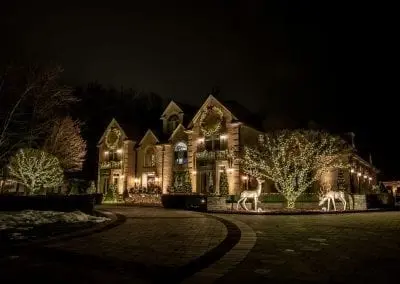 Awesome christmas light show in Latham ny