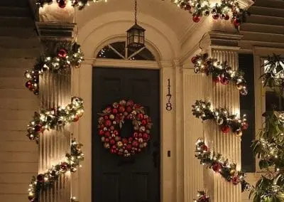 Gorgoues hand decorated graland on an entryway in Schenectady NY