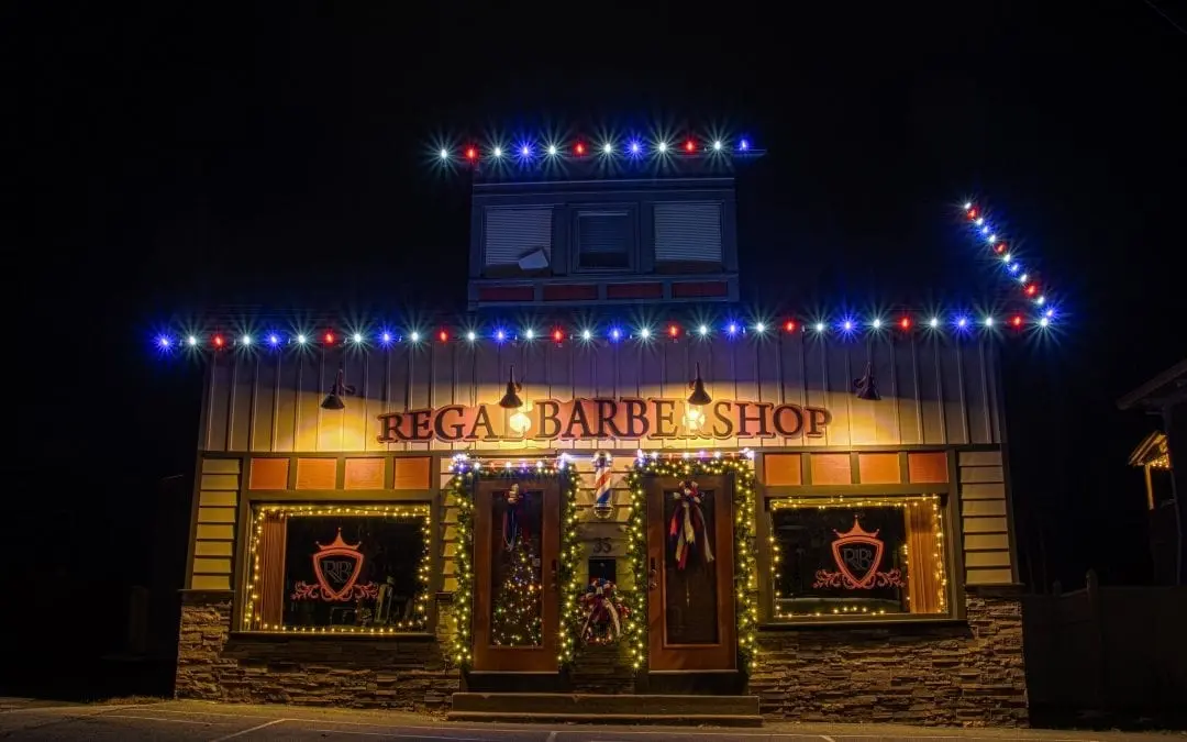 Creative Ways to Invite Friends to Your Christmas Party