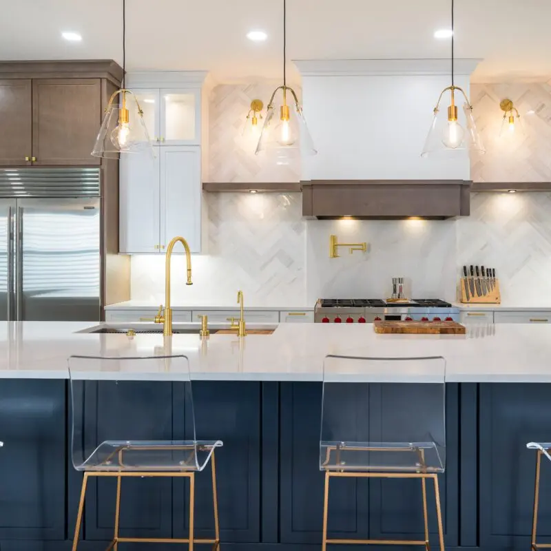 A beautiful newly remodeled kitchen in Wilmington Island