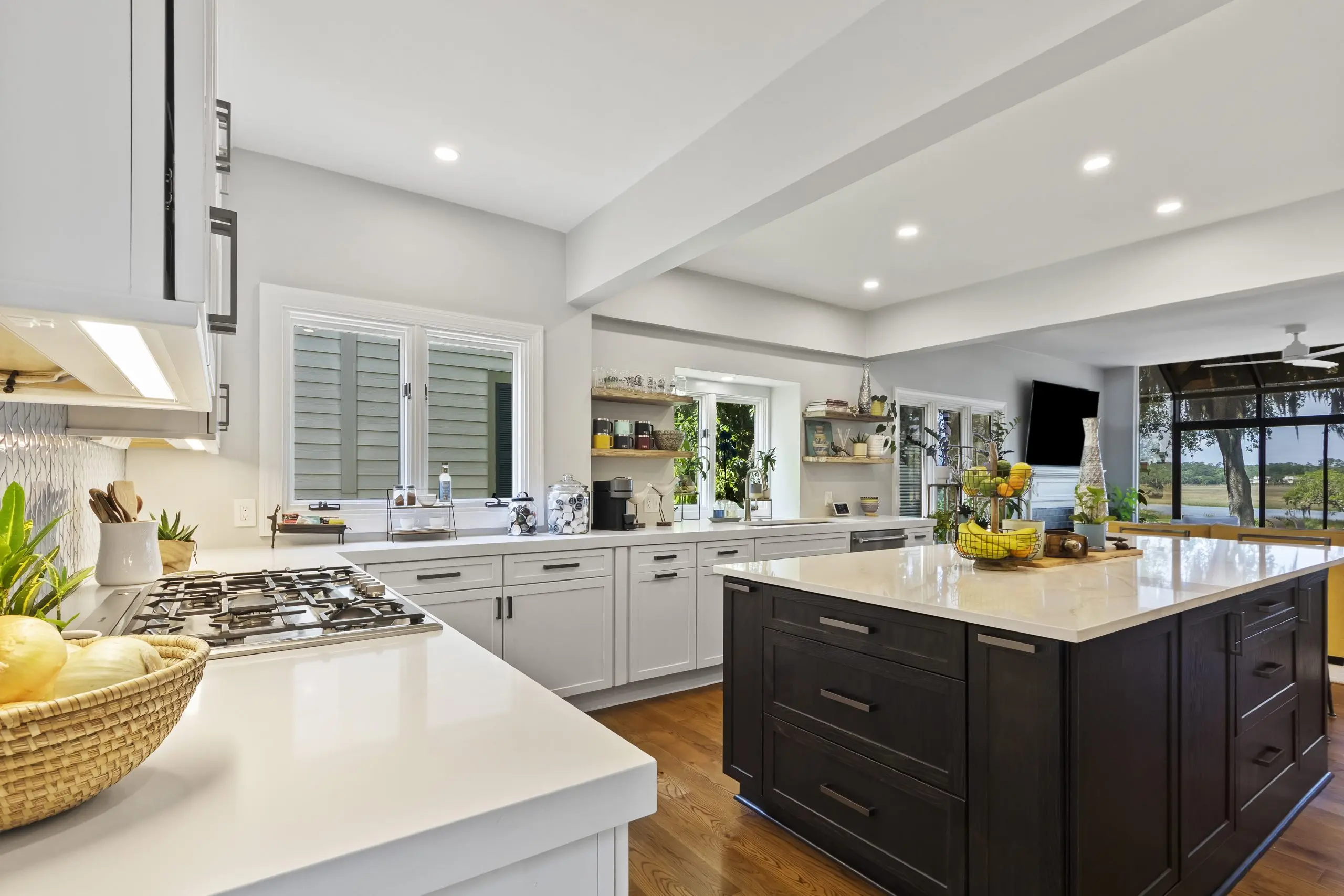 Modern Kitchen Cabinetry