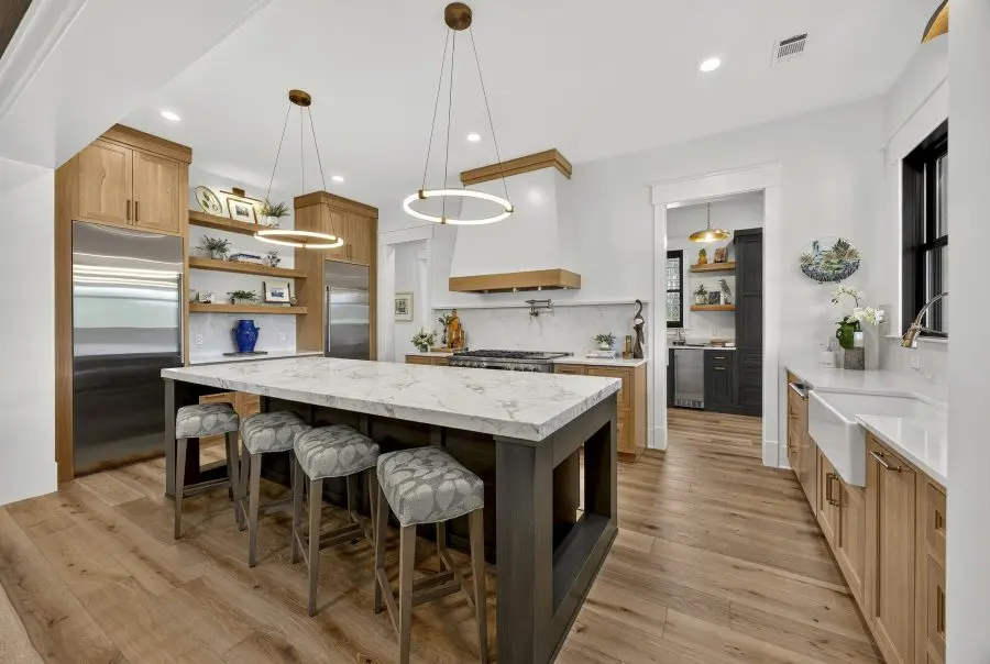 Kitchen by Kitchen Design Solutions: Richmond Hill
