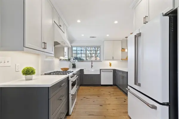 White and Gold Appliances