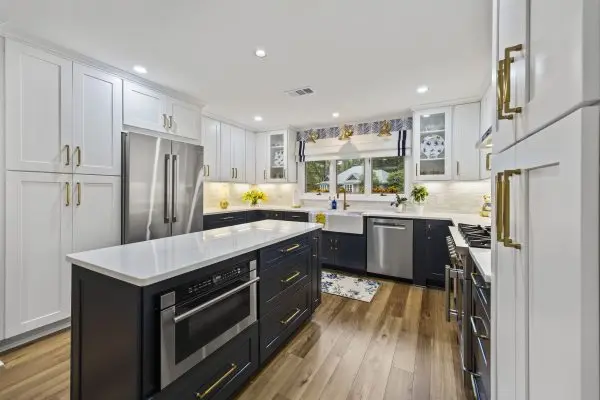 Coastal Kitchen Remodel on Skidaway Island