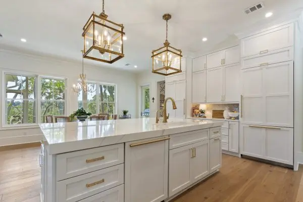 White Kitchen Cabinetry and Accents