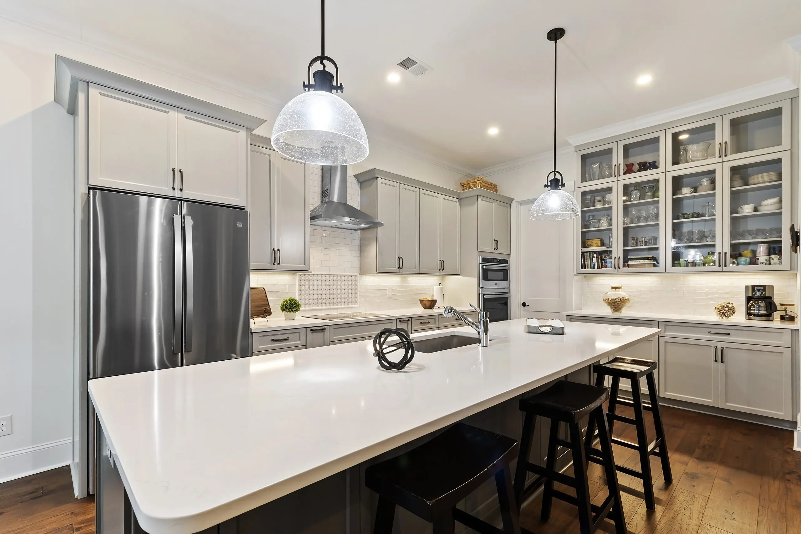 Stylish kitchen finishes and Island
