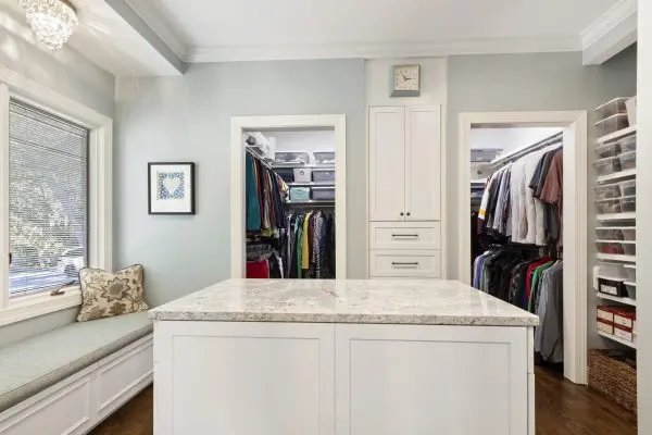 Custom Closet Solutions