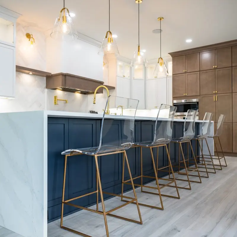 White Quarts Waterfall Edge on Oversized Kitchen Island