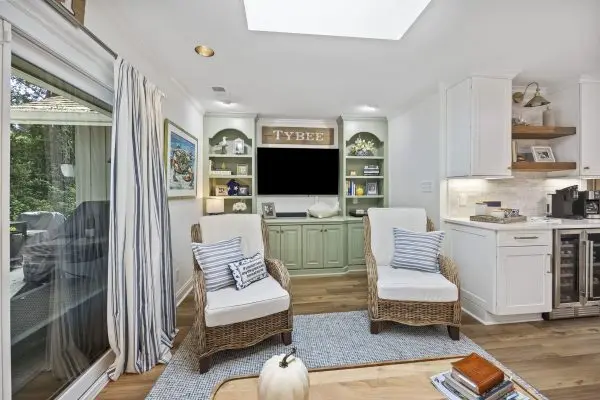 Custom Built Ins