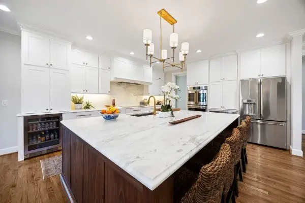 Large Kitchen Island Design